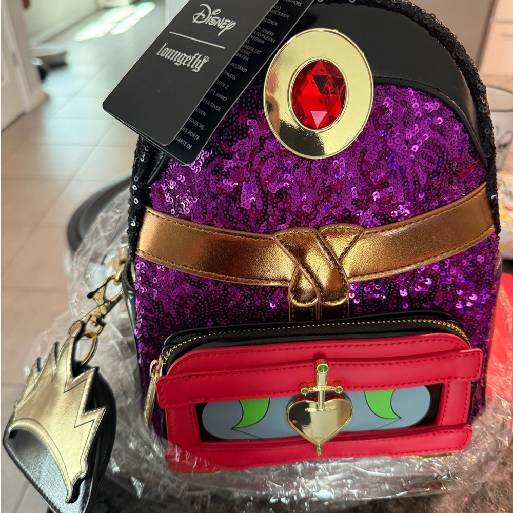 Disney Snow White and The Seven Dwarfs Evil Queen Sequin Loungefly Backpack